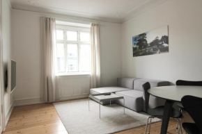 Beautiful 2-bed in Frederiksberg C W Balcony, Copenhagen
